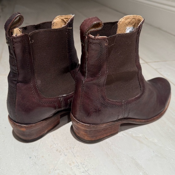 FRYE Carson Chelsea Ankle Boot Dark Brown Size 7.5 - Picture 3 of 7